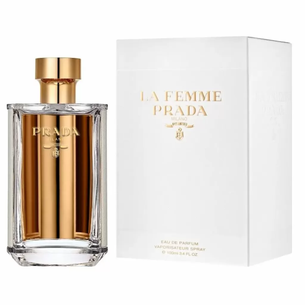 LA FEMME PRADA